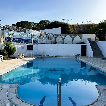 Beach Townhouse In A Quiet Area With Large Pool And Sea View Apartment *